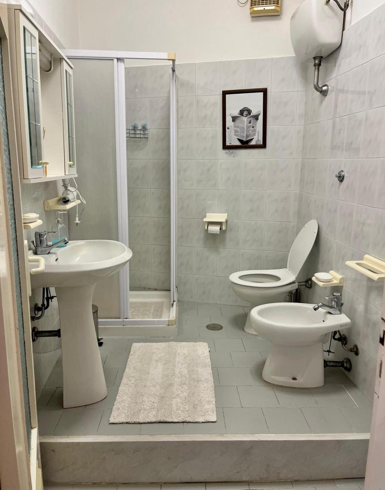 Rooms For Rent Livorno-Center מראה חיצוני תמונה