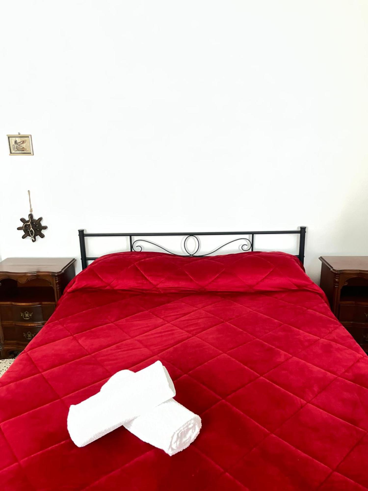 Rooms For Rent Livorno-Center מראה חיצוני תמונה